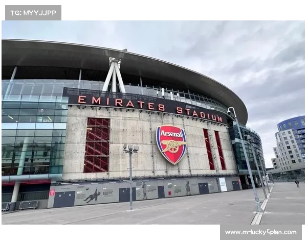 英超俱乐部加大投入，升级安保系统提升球场安全标准