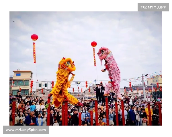 河南扶持背阁、舞狮等民俗项目，传统体育成春节活动亮点